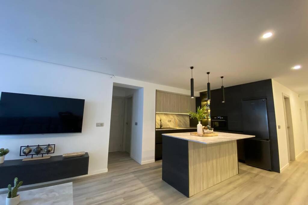 Precioso Apartamento A Estrenar En Centro De Nerja Zewnętrze zdjęcie