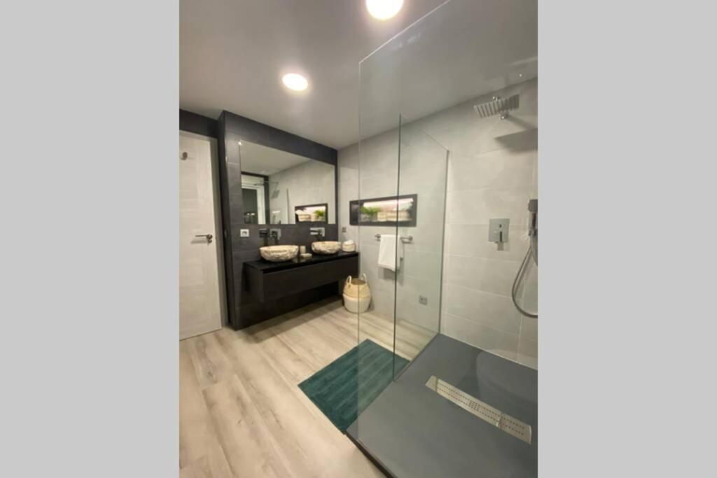 Precioso Apartamento A Estrenar En Centro De Nerja Zewnętrze zdjęcie